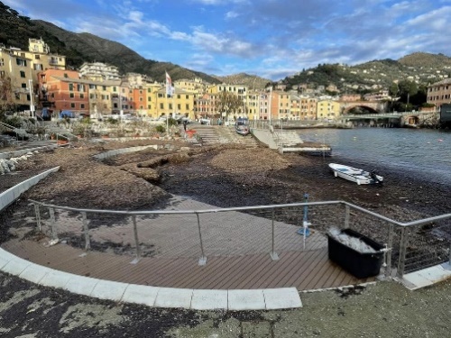 Nervi, porticciolo ancora invaso dalle alghe, M5S: chi paga? - Liguria Oggi